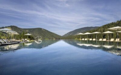 Almwellness Hotel Pierer Infinti Pool © Harald Eisenberger reduce 400x250 - für Bibliothek
