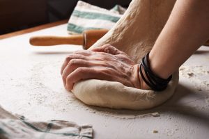 Unser täglich glutenfreies Brot Photo by Nadya Spetnitskaya on Unsplash web 300x200 - Unser täglich glutenfreies Brot