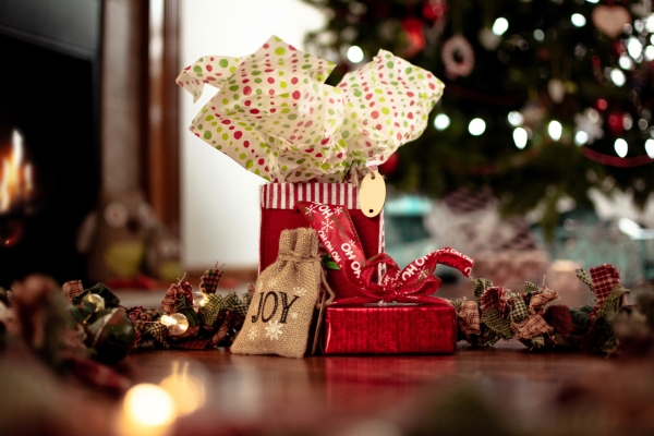 Last-Minute Geschenkideen Photo by Matthias Cooper on Unsplash web - Last-Minute Geschenkideen