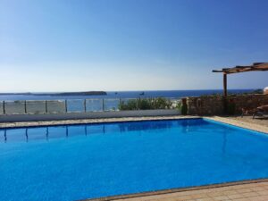 irenesview.avida .pool .meer  300x225 - Irenes View-Villas auf Paros