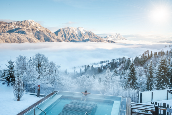 Premium Alpin Spa auf 1117m &copy; Hoeflehner reduce - Wenn Winteryoga auf Eisbaden trifft