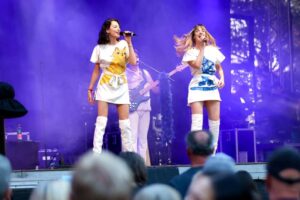 Abba The Tribute Show reduce 300x200 - Abba-The Tribute Show reduce